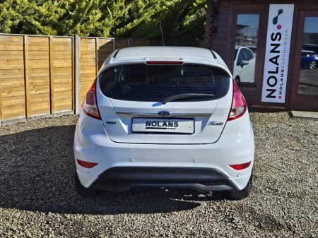2016 Ford Fiesta - thumbnail 12
