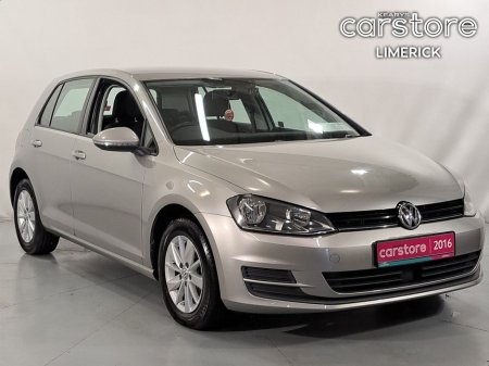 2016 Volkswagen Golf  €15,890