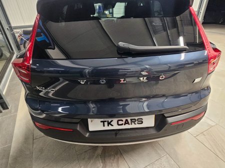 2021 Volvo XC40  €26,950 thumbnail