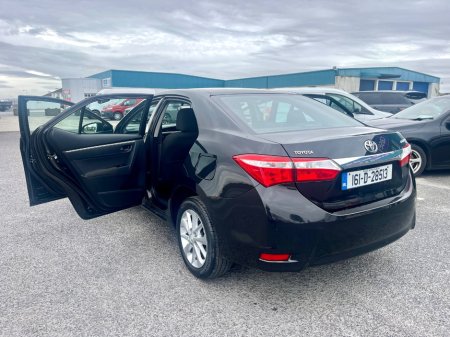 2016 Toyota Corolla - thumbnail 7