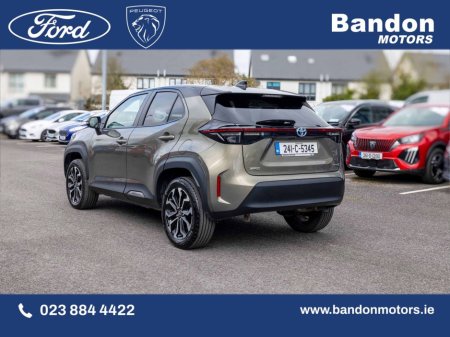 2024 Toyota Yaris Cross - thumbnail 3