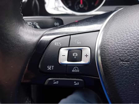 2016 Volkswagen Golf HIGHLINE 1.6 TDI MANUAL 5 SPEED 110HP 5DR @ REDDY 2 DRIVE LTD €13,850 thumbnail