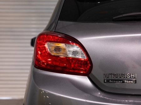 2018 Mitsubishi Space Star - thumbnail 10