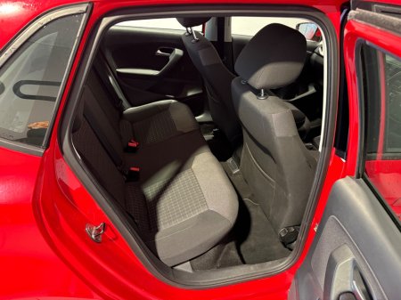 2016 Volkswagen Polo - thumbnail 6