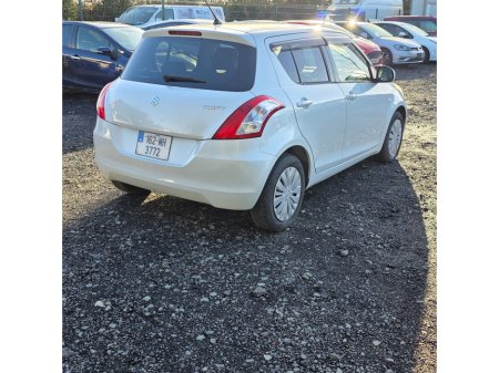 2016 Suzuki Swift 1.2 GLX Automatic €9,950 thumbnail