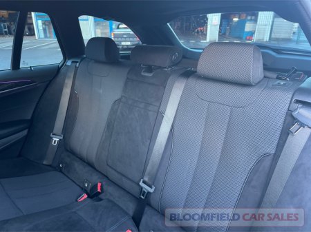 2017 BMW 5 Series - thumbnail 14