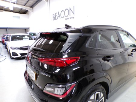 2022 Hyundai Kona 2022*ONLY 26,000 MILES*64KWH HYUNDAI KONA PREMIUM EV*484KM RANGE*FULL HYUNDAI SERVICE HISTORY*GRADED A BATTERY HEALTH WITH REPORTS*PREMIUM PACK*2 CHARGER*1 OWNER*FANTASTIC CONDITION SPEC Bluetooth,App €21,900 thumbnail