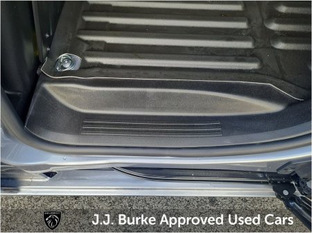 2026 Peugeot Partner Pro Premium 1000kg L1 1.5 Blue HDI 100bhp thumbnail