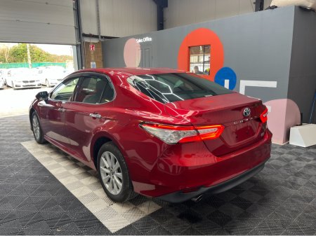 2018 Toyota Camry - thumbnail 4