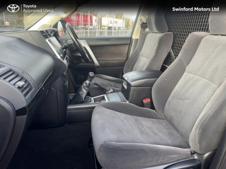 2023 Toyota Landcruiser - thumbnail 6