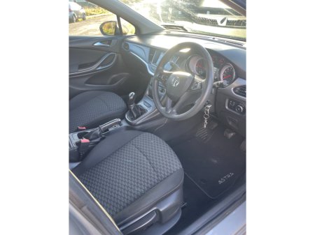 2016 Vauxhall Astra  €7,250 thumbnail