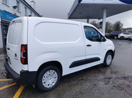 2021 Citroen Berlingo - thumbnail 2