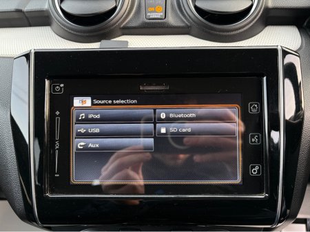 2020 Suzuki Swift 1.0 BOOSTERJET SZ-T 5DR €13,495 thumbnail