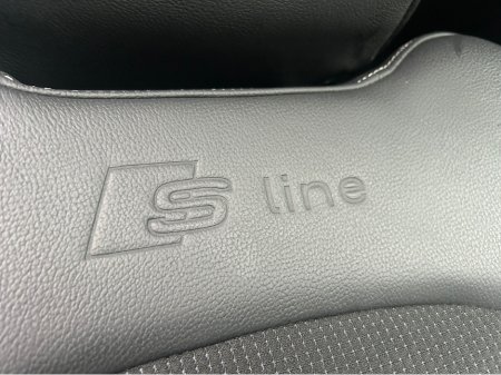 2013 Audi A1 - thumbnail 25