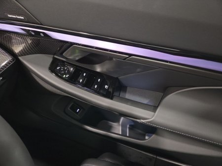 2026 BMW 5 Series - thumbnail 23