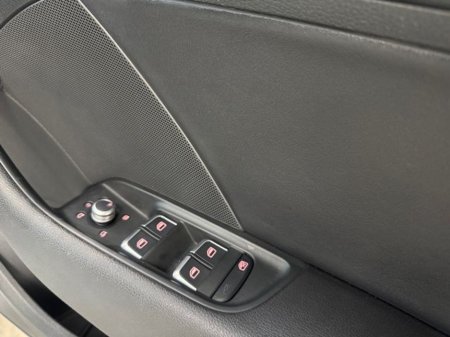 2015 Audi A3 1.4 TFSI 150BHP S TRONIC S LINE €16,750 thumbnail