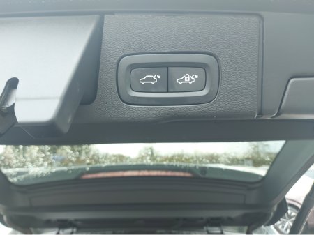 2025 Volvo XC60 MY26 T6 AWD PLUG-IN HYBRID €71,950 thumbnail