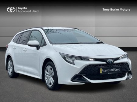 2025 Toyota Corolla PROFESSIONAL VAN 1.8 Hybrid - Save EUR 2,000 - Automatic (EUR 26,395 + VAT = EUR 32,465). // Remote Central Locking // Front Electric Windows // Rear Electric Windows // Finger Tip Stereo Controls //