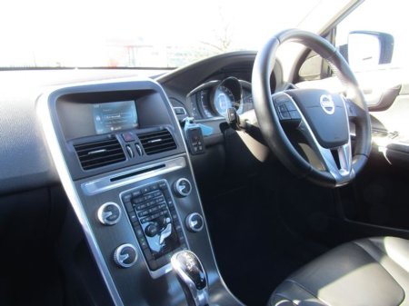 2014 Volvo XC60 - thumbnail 10