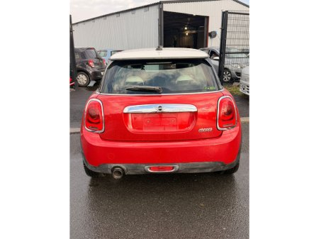 2014 MINI Hatch Cooper Auto €10,499 thumbnail