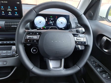 2025 Hyundai Inster Elegance Model 49 k/W Battery with 360 kms €21,950 thumbnail