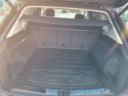 2020 Volkswagen Touareg 3.0TDI 286HP V6 4M DSG Design €39,950 thumbnail