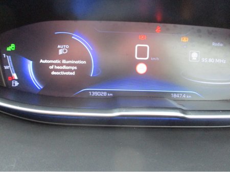 2019 Peugeot 5008 - thumbnail 4