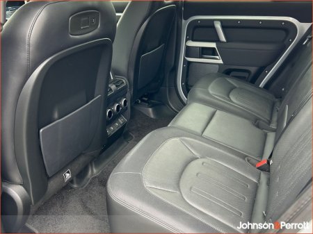 2022 Land Rover Defender 110 2.0 P400E X DYNAMIC SE PHEV €75,900 thumbnail