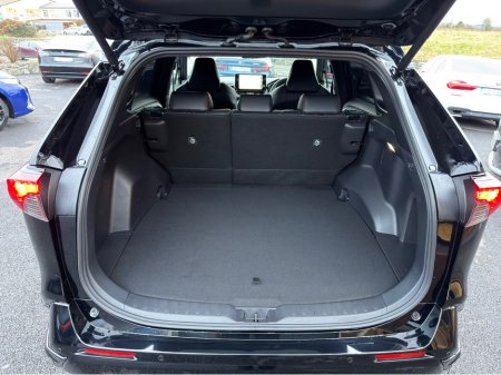 2024 Toyota Rav4 4X4 PHEV - Platinum Modelista - New model €48,940 thumbnail