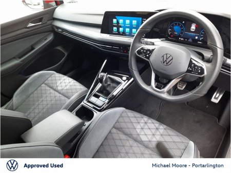 2024 Volkswagen Golf 1.5 TSI 130HP R-Line €33,950 thumbnail