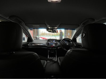 2016 Honda Accord - thumbnail 17