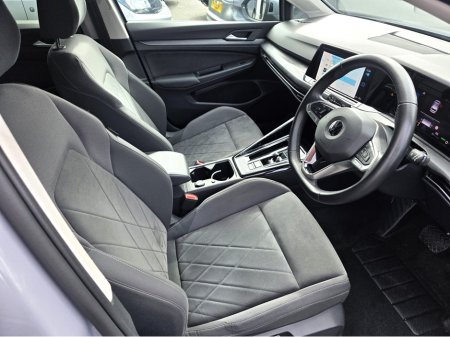 2023 Volkswagen Golf - thumbnail 2