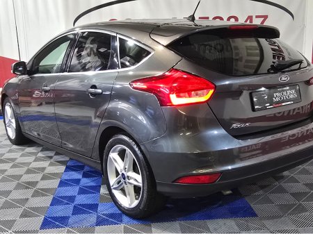 2015 Ford Focus 1.6 TDCI ZETEC €13,995 thumbnail