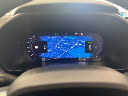 2023 Volvo XC40 - thumbnail 6