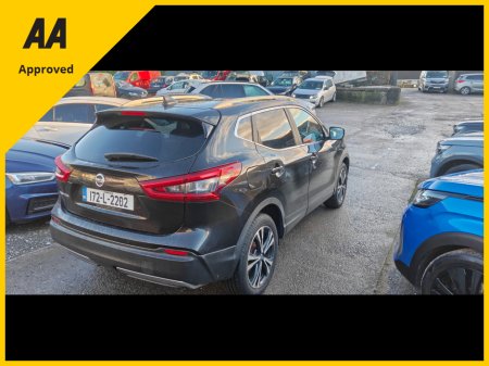 2017 Nissan Qashqai 2017 1.5 DCI N-CONNECTA  80,000KMS €15,999 thumbnail