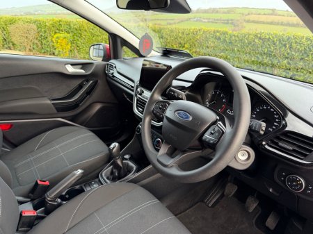 2020 Ford Fiesta 1.1 75PS ZETEC €15,950 thumbnail
