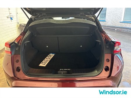 2024 Nissan Juke HYBRID 1.6 SVE €28,495 thumbnail