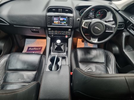 2017 Jaguar F-Pace RWD 2.0 D 163PS Prestige €10,999 thumbnail