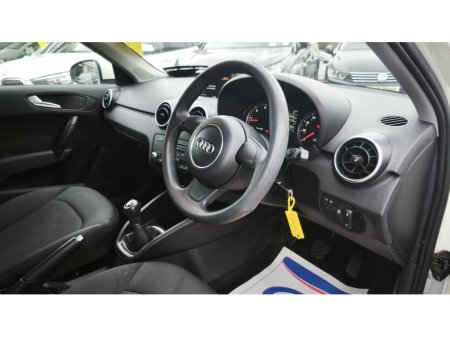 2014 Audi A1 1.6 TDI SE SPORTBACK 105PS  1 Year Warranty €10,950 thumbnail