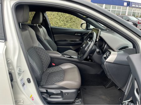 2020 Toyota C-HR - thumbnail 10