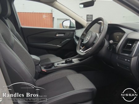 2025 Nissan Qashqai - thumbnail 10