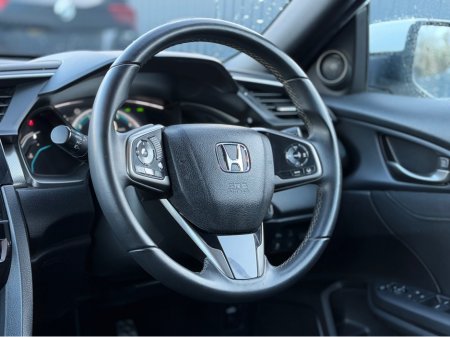 2017 Honda Civic - thumbnail 12