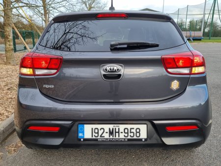 2019 Kia Rio - view 2