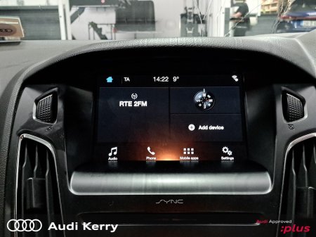 2018 Ford Focus - thumbnail 15