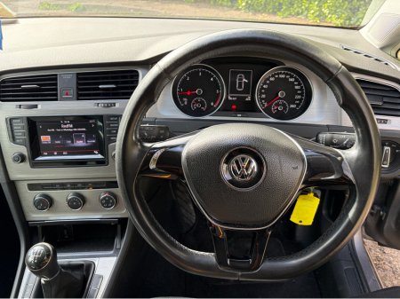 2014 Volkswagen Golf - thumbnail 11