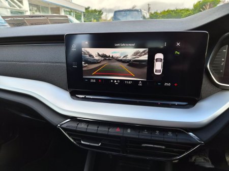 2021 Skoda Octavia - thumbnail 12