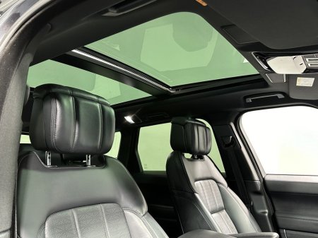 2020 Land Rover Range Rover Sport HSE Dynamic Black Edition P400e €50,800 thumbnail