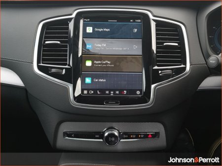 2025 Volvo XC90 T8 455bhp PHEV AWD Plus Dark (Three Year Volvo Selekt Warranty + Two Year Volvo Service Plan) €91,900 thumbnail