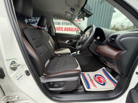 2022 Toyota Yaris Cross - thumbnail 10