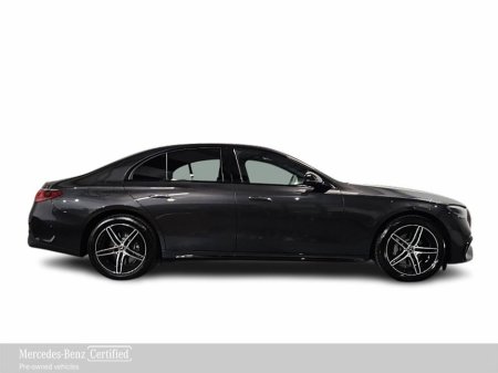 2025 Mercedes-Benz E Class - thumbnail 9
